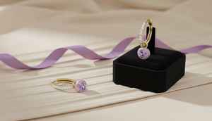 Pendientes de Aro de Oro de 14 Quilates con Amatista Esmaltada y Dijes - Desmontables y Personalizables - Product Image 2