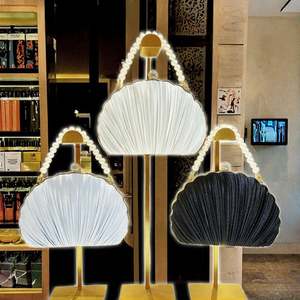 Bolso de mano estilo europeo y americano, bolso de mano bordado con perlas, bolso de mano para fiesta con detalles en diamantes. - Product Image 3