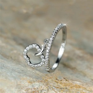 Anello Creativo a Forma di Mela con Zirconi per Donne, Gioiello da Dito Dolce e Alla Moda - Product Image 3