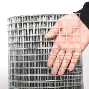 Ticari Galvanizli Demir Kaynaklı Tel Örgü Çit 4x4 Kare Örgü Korozyon Önleyici İnşaat ve Kafes İçin - Product Image 4