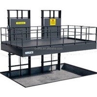 Monte-charge hydraulique Konty pour entrepôt avec hauteur de levage de 200 mm et taille de table personnalisable