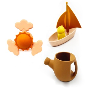 3 piezas por juego de juguetes de baño de silicona para bebés, bote de silicona de grado alimenticio, regadera y juego de Spinner para <span class=keywords><strong>bañera</strong></span>/Piscina/<span class=keywords><strong>playa</strong></span> - Product Image 5