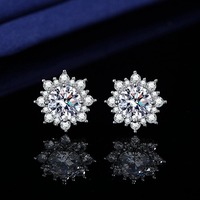 Ensemble de bijoux ACME élégant en cuivre et laiton, flocon de neige, ton argenté, flocon de neige brillant, accents de zircon, bijoux tendance pour femmes
