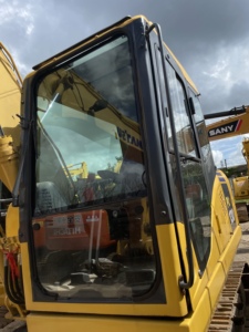 Excavadora KOMATSU PC130 de 13 toneladas, 95% Nueva, Original, con EPA y CE, Usada en Agricultura, Excavadora de 13 toneladas, Komatsu 130, Excavadora Grande - Product Image 4