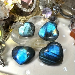 Cristal de Labradorita en Forma de Corazón al por Mayor, Piedra Natural Pulida para Decoración del Hogar y Regalos Originales - Product Image 3