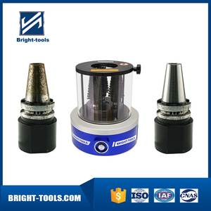 Hsk63 tiêu chuẩn <span class=keywords><strong>CNC</strong></span> công cụ chủ làm sạch thiết bị mới cho phay Cutter chuyển công cụ có tính năng mang bơm Collet Chuck - Product Image 3