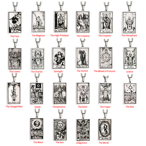 Venta al por mayor joyería espiritual oculta para mujeres chapado en oro de acero inoxidable Alta Sacerdotisa Tarot tarjeta encanto circón Color plata - Product Image 5