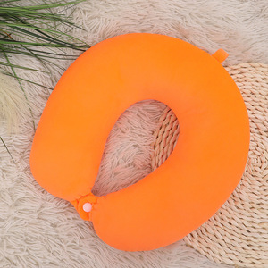 Cuscino da Viaggio a Forma di U Personalizzabile con Logo, Disponibile in Vari Colori, Cuscino Ergonomico in Schiuma per Adulti, Ideale per Aereo - Product Image 4