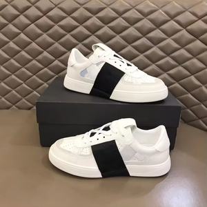 Designer High Quality Luxury <b>Men's</b> Breathable Closed Toe Sports <b>Shoes</b> <b>Waterproof</b> and Anti Odor for <b>Men</b> and Women board <b>shoes</b> - Product Image 1