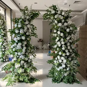 森林风格婚礼人造白绿玫瑰花背景拱形装饰