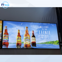 Afficheur LED ultra-plat pour affiches, cadre à ouverture frontale en acrylique et aluminium, idéal pour les menus de boulangeries, cafés et publicités de détail.