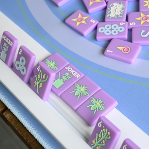 Paquete de Viaje Personalizado Wanderlust, Fichas de Mahjong Americanas, Cangrejo Morado Joker, 160 Fichas de Acrílico Pintadas a Mano, Juego de Mahjong Blanco Grabado - Product Image 5