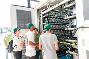 ASLminer Bitaxe NerdMiner NerdQaxe++ 4.8T 76W Máy khai thác BTC Thuật toán SHA-256 Máy khai thác Bitcoin Asic Máy khai thác tiền điện tử - Product Image 6