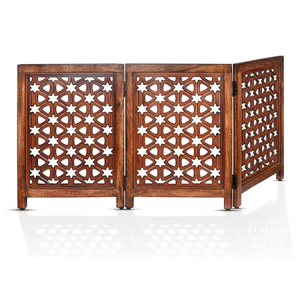 3 Panel Pagar Anjing Lipat Kayu Ukir Tangan dengan Alas Anti Selip untuk Penggunaan di Dalam Ruangan untuk Anjing Kecil - Product Image 1