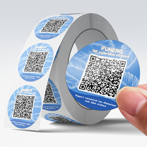Stiker kode QR Data variabel kustom dari pabrik, gulungan stiker nomor seri <span class=keywords><strong>Label</strong></span> vinil berperekat kuat tahan air - Product Image 2