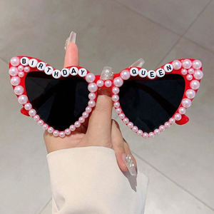 Lunettes lumineuses en forme de cœur pour la reine des anniversaires, décorations de fête de bachelorette, accessoires photo de mariage, enterrement de vie de jeune fille - Product Image 4