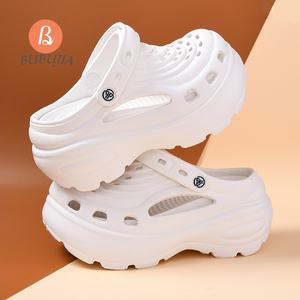 Femmes été EVA sandales à talons fond épais anti-dérapant sabots Sexy <span class=keywords><strong>femme</strong></span> plate-forme compensées chaussures de jardin hauteur augmentant style - Product Image 3