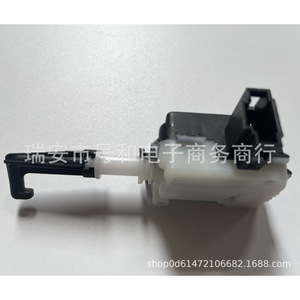 Motor de Maletero Bora 18G827061A para Modelos 2017-2021, Pieza de Repuesto, Color Blanco - Product Image 2