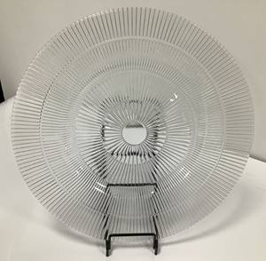 <span class=keywords><strong>Assiettes</strong></span> de présentation rondes <span class=keywords><strong>en</strong></span> <span class=keywords><strong>verre</strong></span> <span class=keywords><strong>transparent</strong></span> cristallin de 13 pouces, élégantes et abordables, pour mariages, événements et décorations de fête - Product Image 2