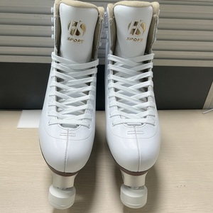 <span class=keywords><strong>Patins</strong></span> <span class=keywords><strong>à</strong></span> <span class=keywords><strong>roulettes</strong></span> professionnels en ligne avec frein avant, 3 roues, utilisés par les athlètes - Product Image 4