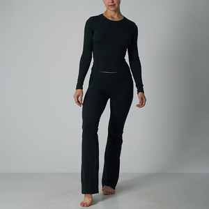 Conjunto de Pantalones y Camiseta de Manga Larga para Mujer, Mezcla de Algodón y Elastano, Color Sólido, Blanco Hueso, Marrón, Negro, Estilo Europeo y Americano, para Yoga, Marca SUHE - Product Image 1