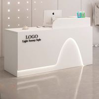 Meuble de réception personnalisé au design moderne pour salon de barbier Comptoir en bois blanc avec lumière LED