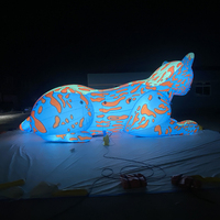 Mascotte extérieure géante gonflable personnalisée de modèle de léopard de dessin animé activée par la lumière pour des événements pour des décorations de centre commercial