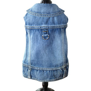 ملابس جينز للحيوانات الأليفة للبيع بالجملة ملابس الكلاب الكبيرة المتوسطة ممزقة ثقوب جينز للكلاب سترة معطف كلب دينم أزرق رائع - Product Image 6