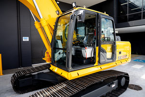 Excavadora de cadenas mediana SHANTUI de 20.8 toneladas SE215 con motor de alta potencia, bomba, caja de cambios y PLC en venta - Product Image 6