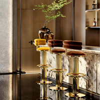 Tabouret de bar moderne et durable en métal cannelé, avec assise rembourrée en velours, hauteur de comptoir, base ronde, repose-pieds, pour hôtel, bistrot, bar à domicile