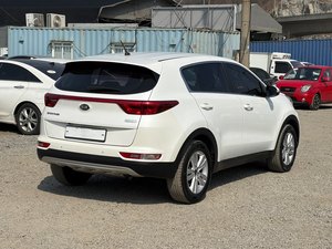 Hyundai Sportage 2018 Blanco, Cuarta Generación, Diésel, SUV, Espejos Laterales Plegables, Climatizador de Doble Zona, Volante Tapizado en Cuero - Product Image 2