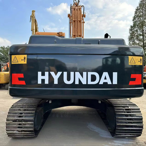 Excavatrice sur chenilles hydraulique Hyundai 220LC-9 d'occasion de 20 tonnes, modèle 2021, moteur Cummins, pompe hydraulique MOOG incluse - Product Image 1