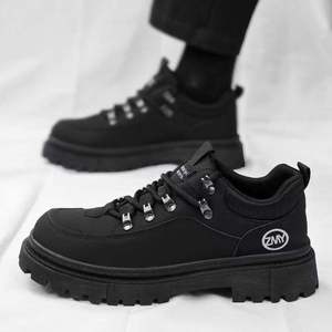 Botas formales de exterior para hombre con suela gruesa, transpirables, con cordones, estilo casual para caminar, diseño nuevo de primavera, color negro. - Product Image 4