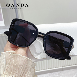 Vanda Women's Polarized Sunglasses TJ714 UV400 <b>Large</b> <b>Frame</b> Square Style Sun Protection Fashion Travel Outfits - Product Image 2