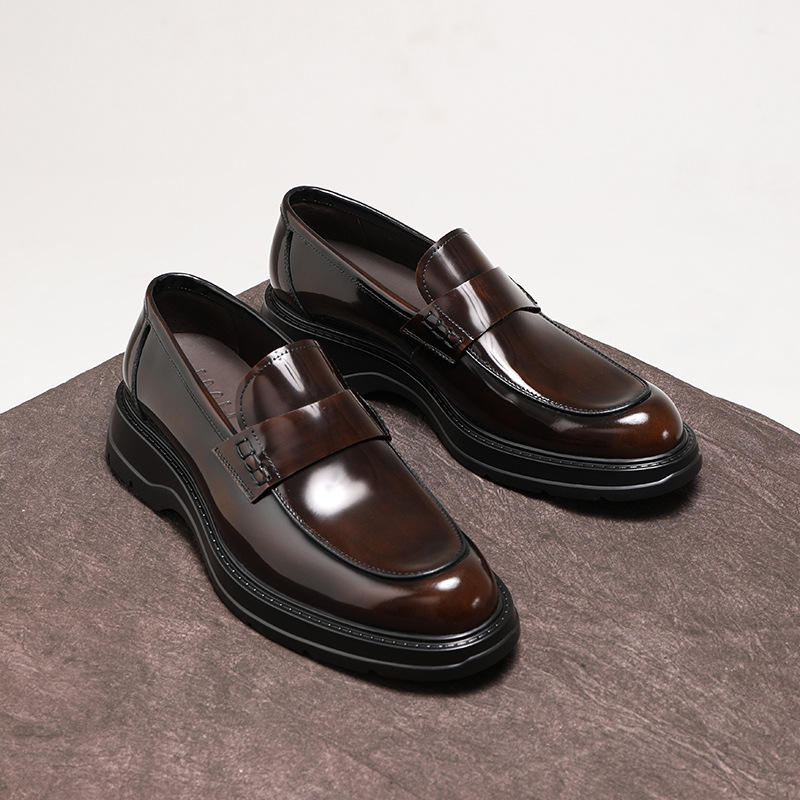 สีน้ำตาล