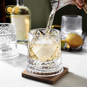 Decanter Rotante in Cristallo Senza Piombo Inciso di Lusso ed Elegante per <span class=keywords><strong>Vino</strong></span> Rosso, Vendita all'Ingrosso - Product Image 6