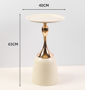 Tavolino da Caffè per Salone di Bellezza, Stile Lusso Leggero Color Crema, da Posizionare Accanto all'Area Reception - Product Image 6
