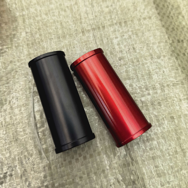 J6 taglia grande Rosso