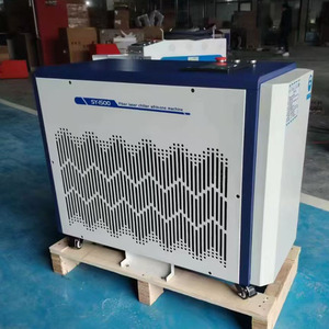 New 1500W Air-Cooled Fiber Pulsed <b>Laser</b> <b>Cleaning</b> <b>Machine</b> for Surface Treatment of Large Equipment in Steel Plants - Product Image 3