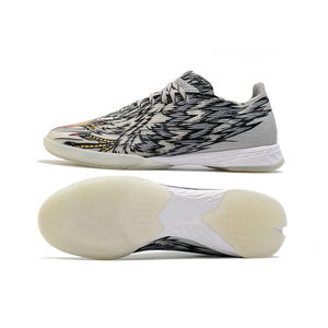 Chaussures de Futsal Professionnelles à Crampons Bas pour Hommes <span class=keywords><strong>Messi</strong></span>.4 – Hiver/Été, Tige en Mesh, Semelle Extérieure en Caoutchouc - Product Image 4