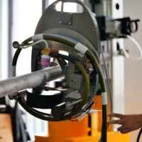 Machine de soudage orbitale automatique pour tuyaux, soudeuse TIG 380V, machine de soudage de type ouvert pour la construction navale, les industries chimiques et pétrolières