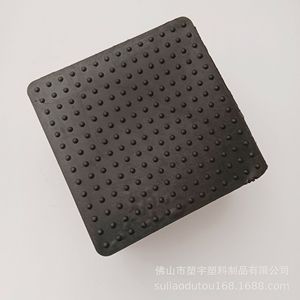Manchon amortisseur carré 80x80 en PVC noir pour pieds de meubles, protection antidérapante pour pieds de meubles - Product Image 5