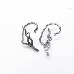 Pendientes de Oreja para Hombre y Mujer, Acero Inoxidable 316L, Tentáculos de Pulpo con Ventosas, Sin Perforación, Estilo Vintage Gótico, Joyería Lovecraftiana Oscura - Product Image 2