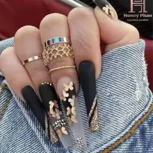 Ongles pour femmes presse sur les ongles fournitures autocollants ongles français produits de beauté