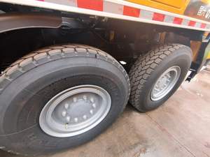 رافعة شاحنة ثقيلة جديدة طراز QY130KH بقوة 338 كيلوواط وحمولة 130 طن للبيع مع ارتفاع رفع 100 متر - Product Image 3