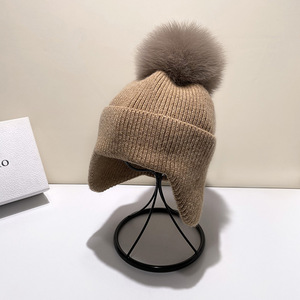 Mùa Đông Phụ Nữ Tai Flaps Beanie Hat Ngoài Trời Windproof Ấm Len Skullies Top Lông Bóng Fluffy Phụ Nữ Dệt Kim Tai Bao Gồm Skull Cap - Product Image 6