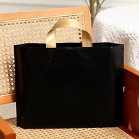 Sacs de courses réutilisables en PE brillant imprimés personnalisables avec poignées pour vêtements et courses