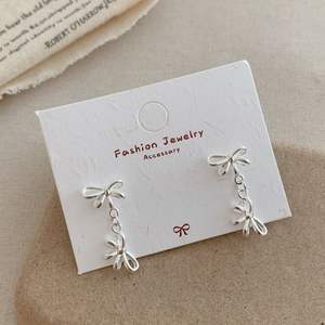 Nouvelles boucles d'oreilles minimalistes exquises avec pendentif nœud, design de niche, <span class=keywords><strong>aiguille</strong></span> en argent, sensation haut de gamme, pour femme, usage quotidien - Product Image 6