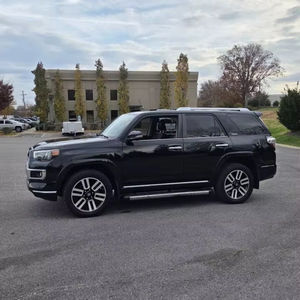 2018 pour 4Runner SUV Automatique Transmission intégrale gauche Luxe Cuir Intérieur foncé Spacieux Fiable Robuste Premier choix familial - Product Image 4