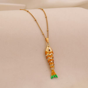 Collana Vintage con Ciondolo a Coda di Pesce Mobile in Rame e Pesce Smaltato Colorato con Catena in Acciaio Inossidabile per Donna - Product Image 5